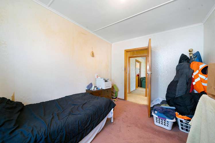 24 Cobham Crescent Kelston_11