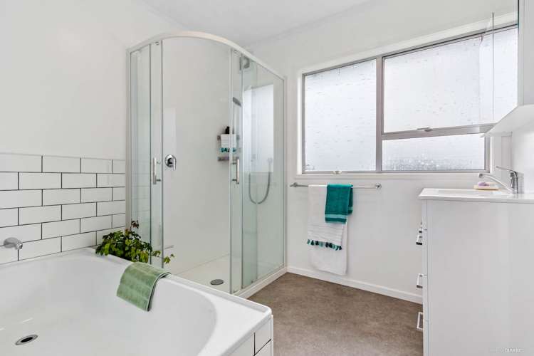 1/46a Kamara Road Glen Eden_9