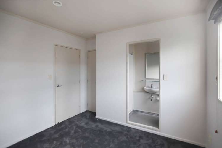 4/6 Porters Avenue Eden Terrace_8