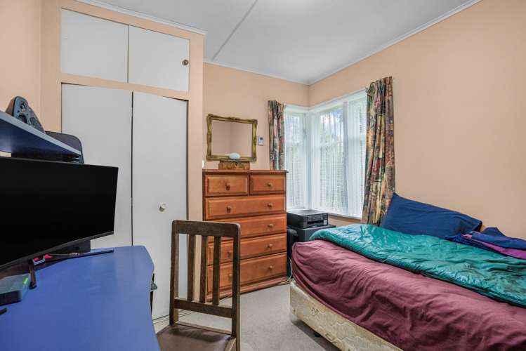 4 Karaka Street Otaki Beach_10