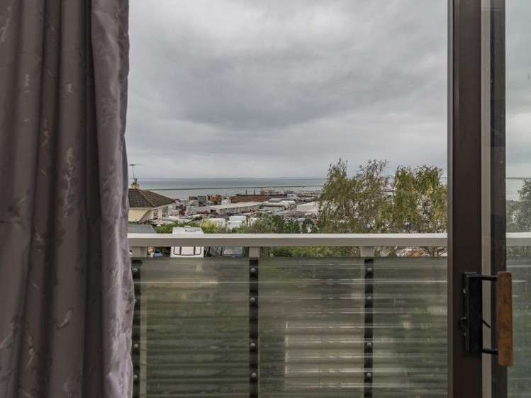 77 Stanley Crescent Beachville_11