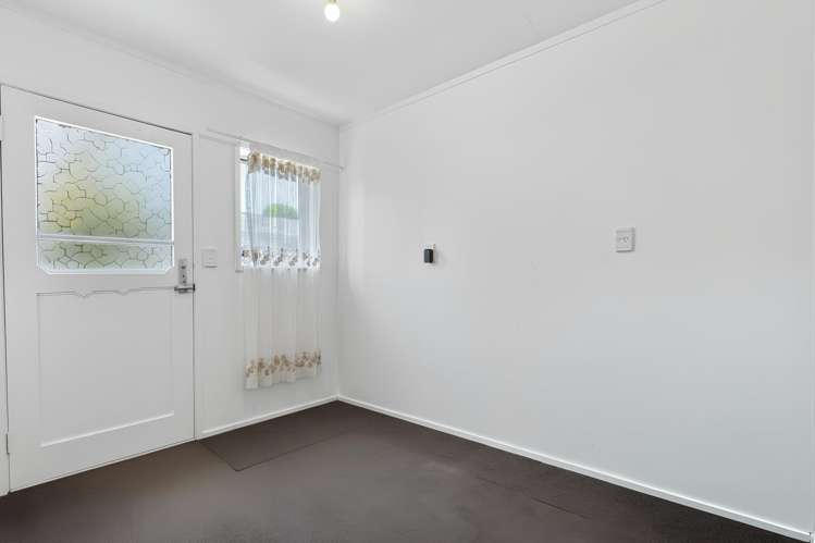 1/47&2/47 Larne Avenue Pakuranga Heights_21