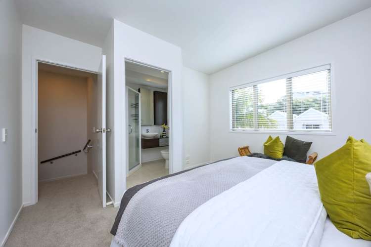 45/21 Hunters Park Drive Three Kings_9