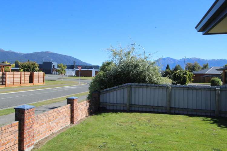 3 Melland Place Te Anau_1