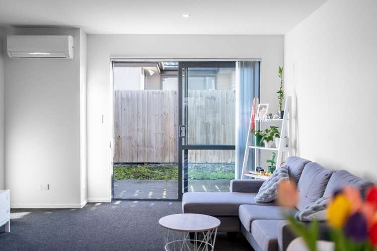 45/10 Buffon Street Waltham_6