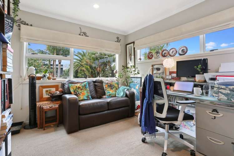 20 Marine Parade Mellons Bay_19