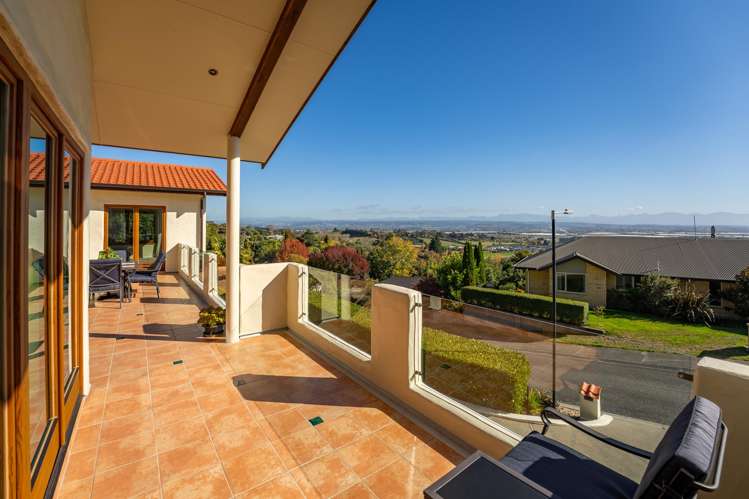22 Hillplough Heights Richmond_10