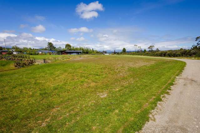 1/155 Hau Hau Road Hokitika_3