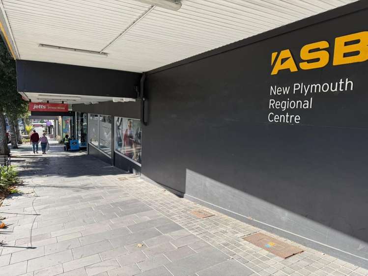109 Devon Street West New Plymouth_14