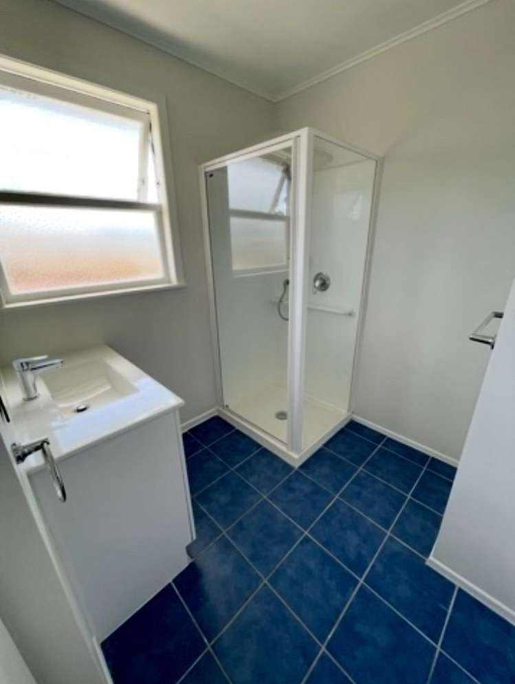 2 Maybelle Place Kelston_9