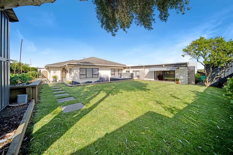 35 Luton Avenue Sunnyhills_26