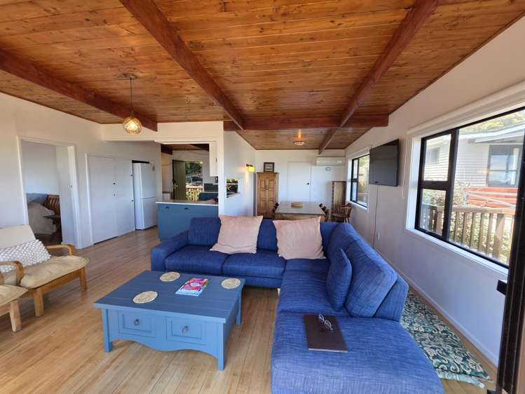 10744 State Highway 35 Waihau Bay_5