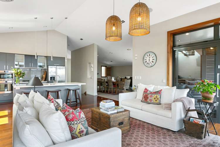 75 Mere Road Taupo_11