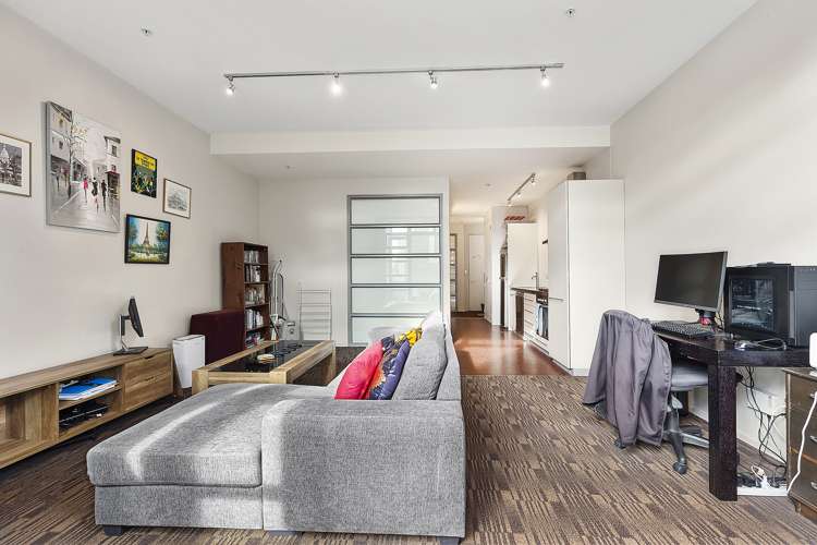 405/20 Hanson Street Mount Cook_5