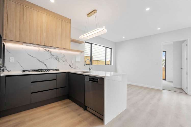 Lot 3/16 Madison Place Forrest Hill_11