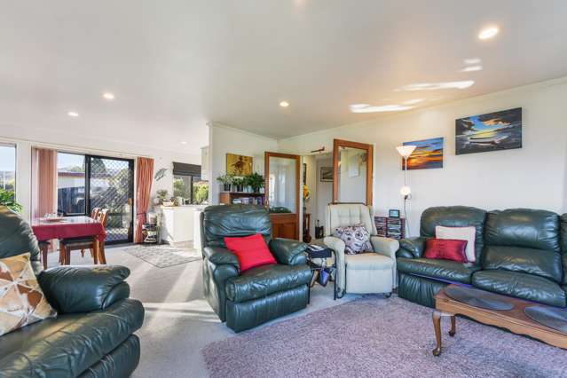 1 Kate Edger Place Stoke_3