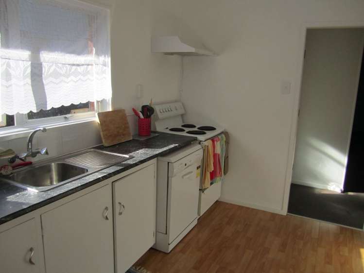 69 Holland Road Hillcrest_2