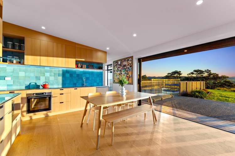 94 Amreins Road Waitakere_2