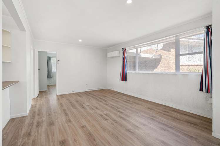 9/85 Edmonton Road_2