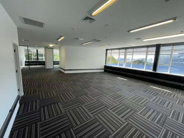 Quality New Market Office with Parking