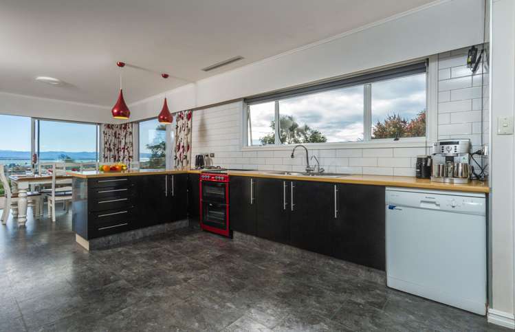 118 The Ridgeway Stoke_12