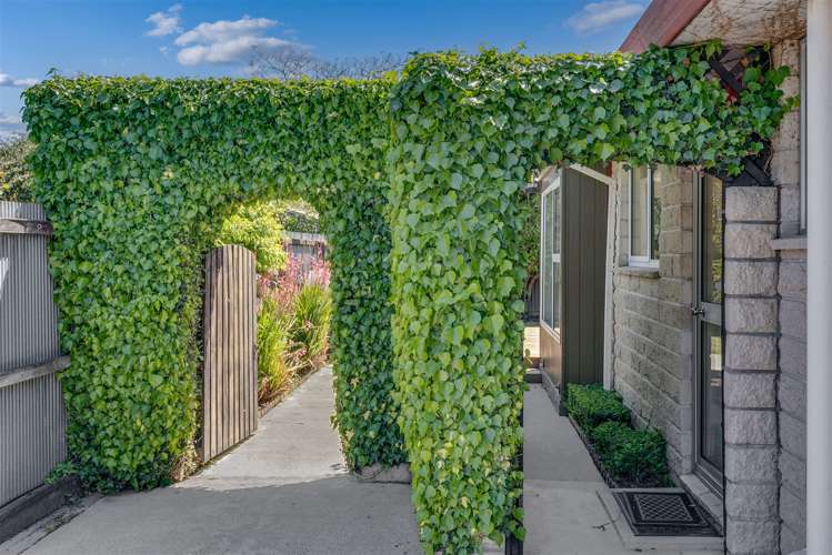 2/59 Gardiners Road Bishopdale_16