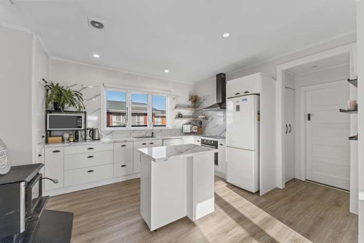 70 Neill Street Hornby_7