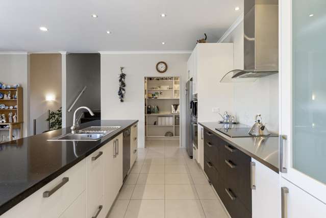 92 West Hoe Heights Orewa_4