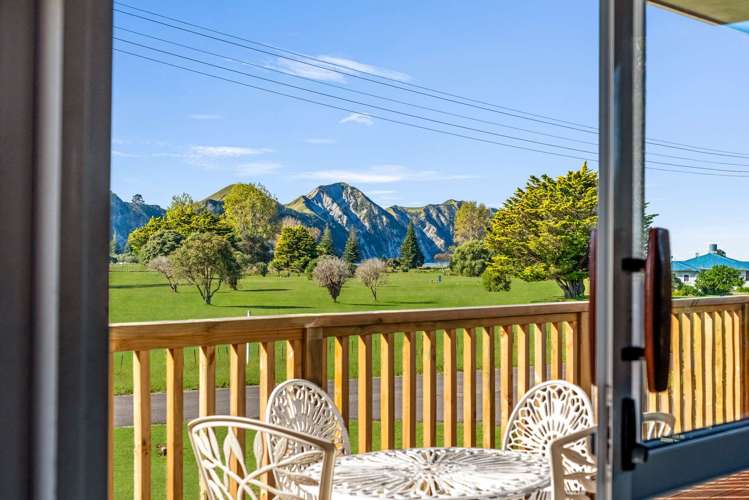 12 Banks Street Tolaga Bay_8