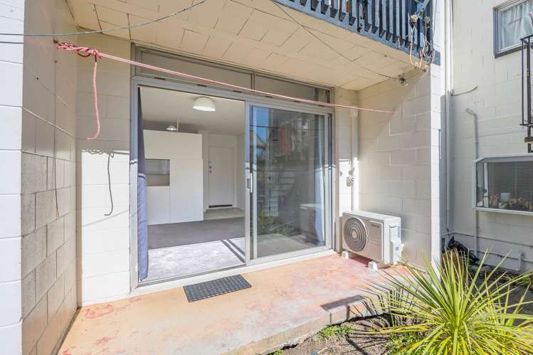 1/11 Balfour Road_3