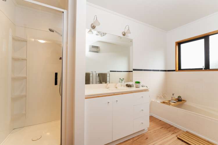 16 Freyberg Road Fairfield_32