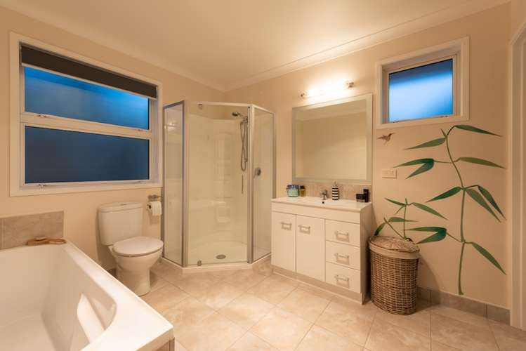 84c Florance Avenue Russell_14