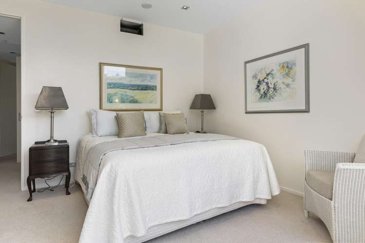 3/110 Lake Terrace Taupo_10