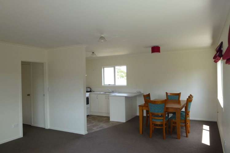 81 Alcoba Street Kamo_7