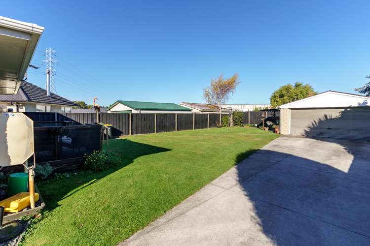 23 Denise Crescent Hornby_16