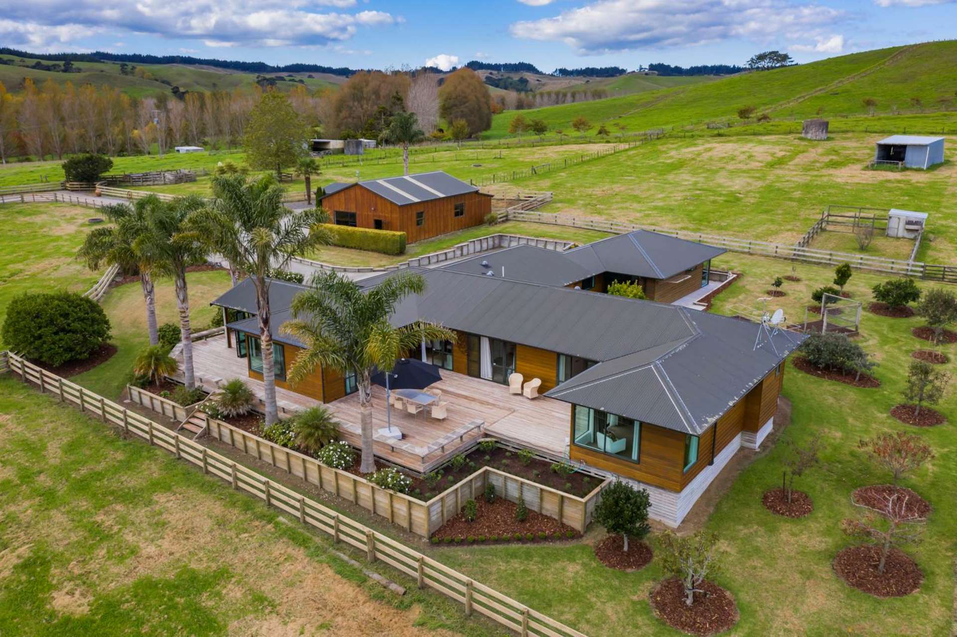 883 Peak Road Helensville_0