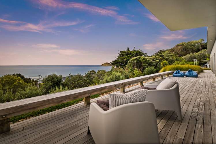 15 Lightning Ridge View Waimarama_11