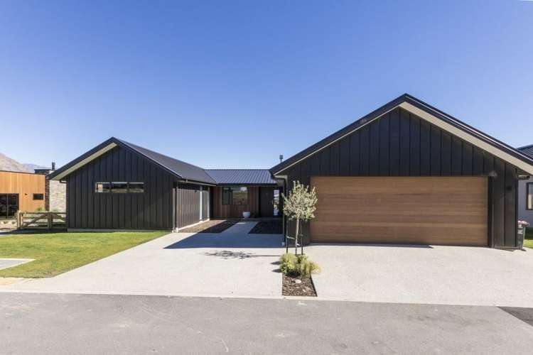 9 Edgewood Place Wanaka_19