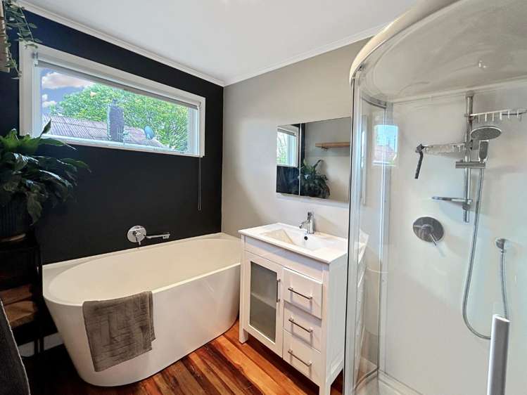 1284 Napier Road 10920_8