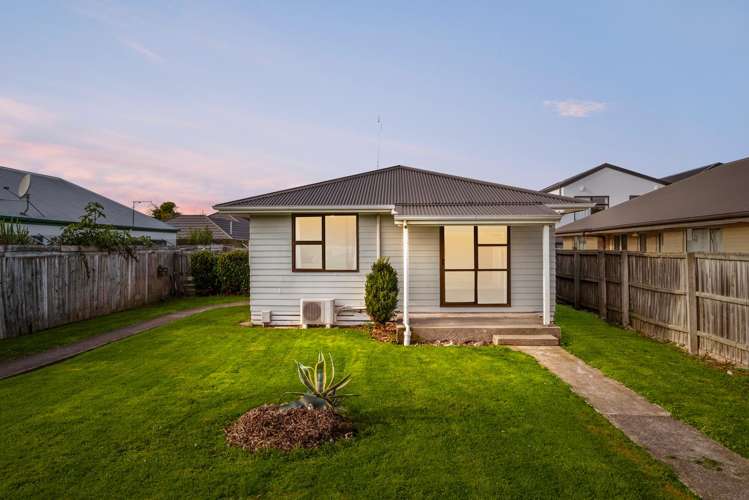 2/696 Gloucester Street_0