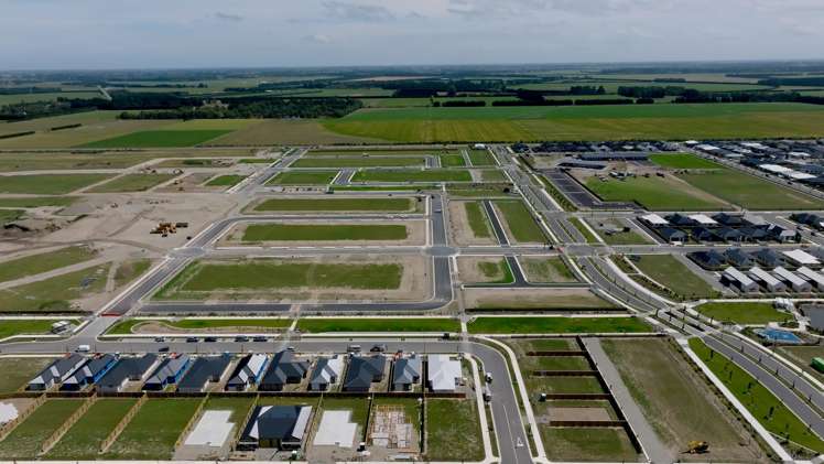 56 Accadia Drive, Arbor Green_4