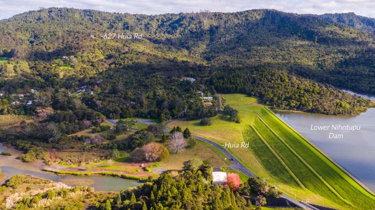 627 Huia Road Parau_6