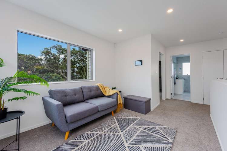 7 Sunrise Avenue Murrays Bay_6