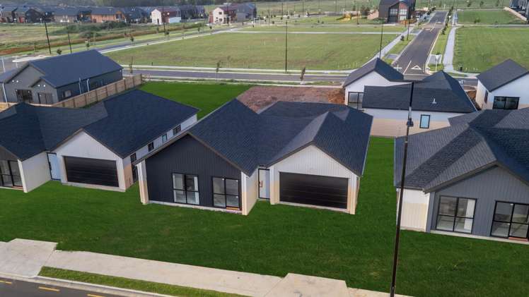 52 Whangamaire Rise Karaka_13