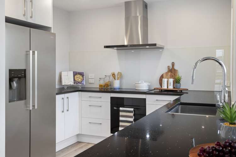 11 Waikohi Avenue Glenbrook_6