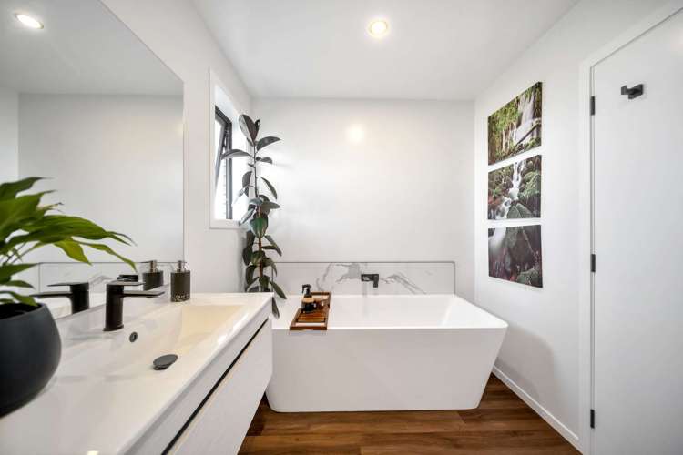 102 Tukare Loop Te Anau_14