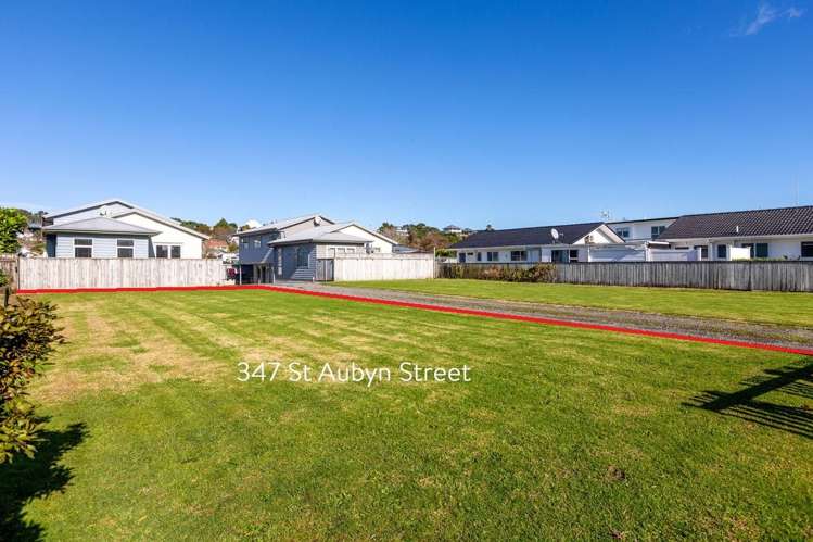 347 & 349 Aubyn Street_1