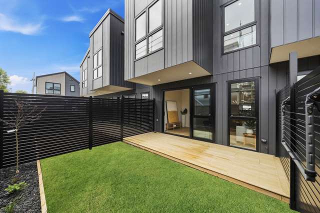 Brand-New Living, Everyday Convenience