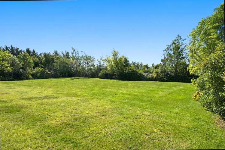 195 Lawford Road West Melton_30