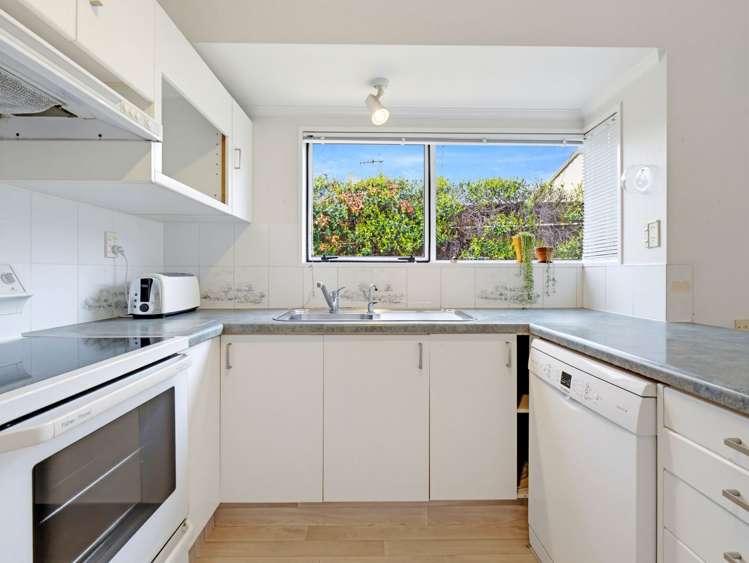 29 Hinewa Road Otumoetai_2